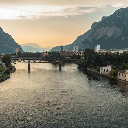 Riolago - Sul Fiume A Lecco
